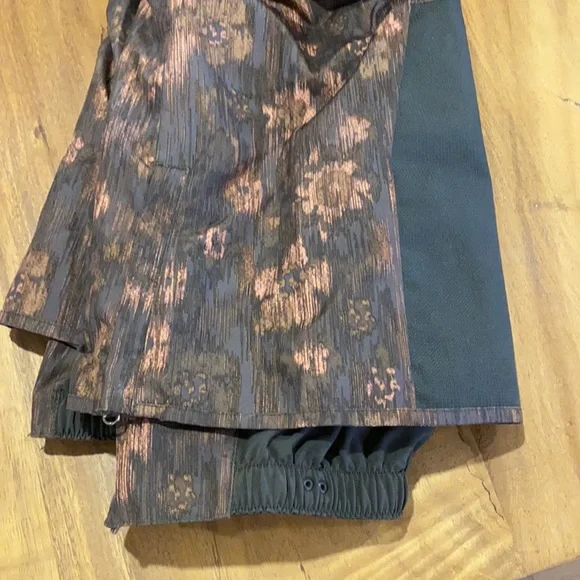 MEC Trackback Pants - Picture 6 of 8